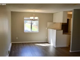 Photo #3: 19184641 Listing 
