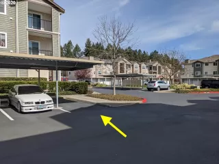 Photo #3: 19189682 Listing