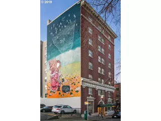 Photo #1: 19209898 Listing