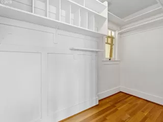 Photo #2: 19210645 Listing