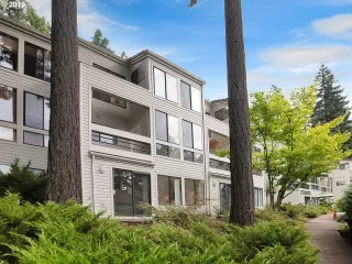 Photo #1: 19212798 Listing 