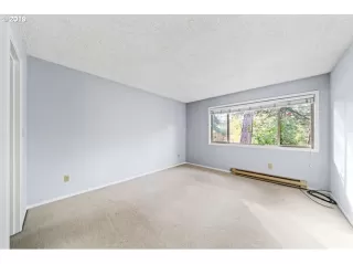 Photo #2: 19213439 Listing