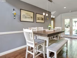 Photo #4: 19217349 Listing