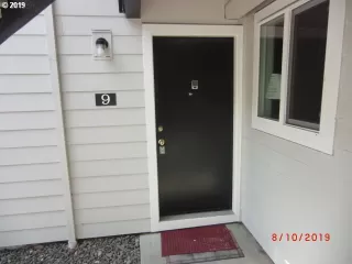 Photo #2: 19217865 Listing