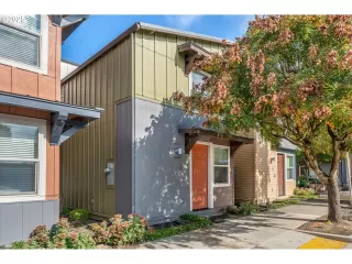 Photo #1: 192209856 Listing