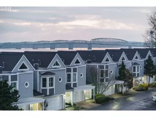 Photo #2: 192214221 Listing