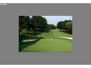 Photo #4: 19223270 Listing