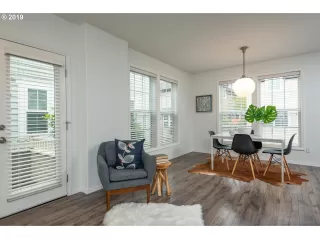 Photo #5: 19223861 Listing 