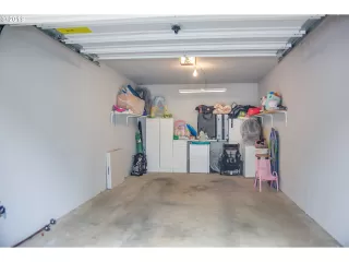 Photo #4: 19226037 Listing