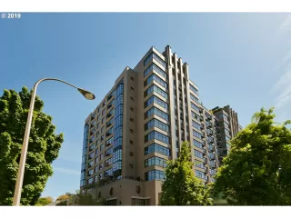 Photo #1: 19237622 Listing 