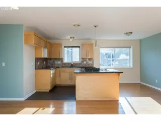 Photo #1: 19240401 Listing