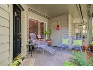 Photo #1: 19242932 Listing