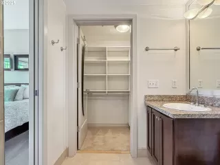 Photo #3: 192480033 Listing