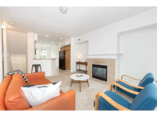 Photo #2: 19252142 Listing 