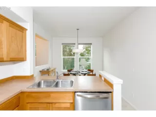 Photo #3: 19252142 Listing 