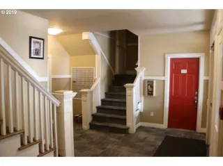 Photo #2: 19254589 Listing