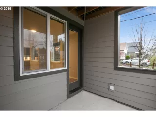 Photo #3: 19256975 Listing