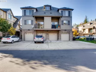 Photo #1: 19257734 Listing