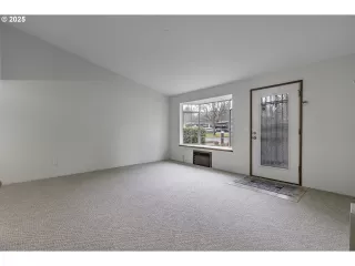 Photo #3: 192583323 Listing