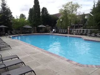 Photo #1: 19259510 Listing