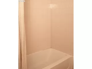 Photo #3: 19259510 Listing