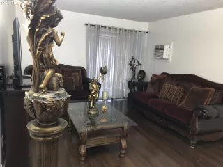 Photo #6: 19266465 Listing 