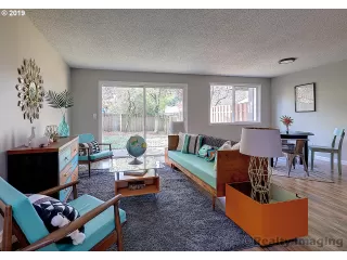 Photo #1: 19268053 Listing