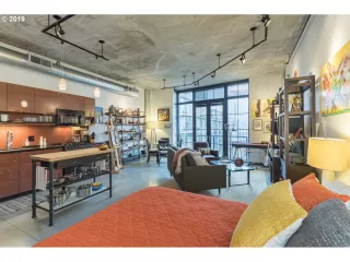 Photo #3: 19274842 Listing 