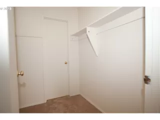 Photo #1: 19279106 Listing 