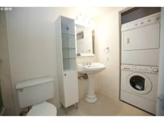 Photo #2: 19279106 Listing 