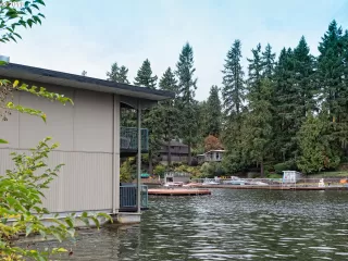 Photo #3: 19283562 Listing