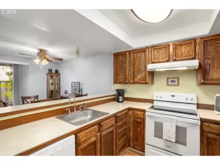 Photo #1: 19285610 Listing 