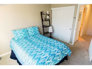 Photo #6: 19289686 Listing