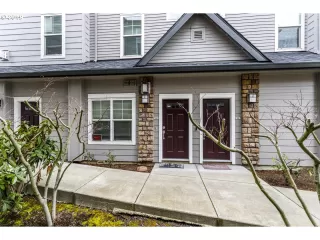 Photo #4: 19302421 Listing