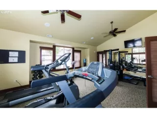 Photo #5: 19304283 Listing 