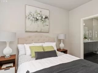 Photo #2: 19310893 Listing