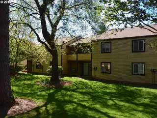 Photo #3: 19314909 Listing 