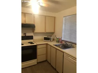 Photo #1: 19320637 Listing