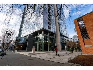 Photo #1: 19321193 Listing 