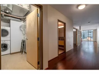 Photo #6: 19321193 Listing 