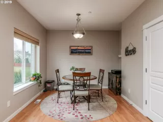 Photo #3: 19323476 Listing