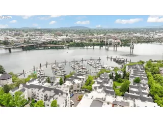 Photo #2: 193252534 Listing 