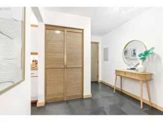 Photo #4: 193252534 Listing 