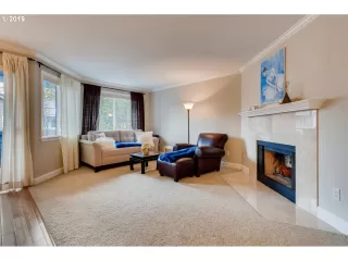 Photo #1: 19333139 Listing