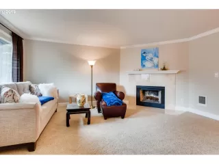 Photo #2: 19333139 Listing