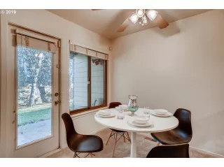 Photo #3: 19339779 Listing