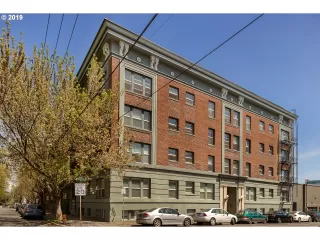 Photo #1: 19340788 Listing 