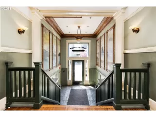 Photo #3: 19340788 Listing 