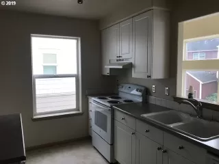 Photo #4: 19341933 Listing 