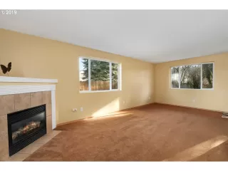 Photo #5: 19344816 Listing